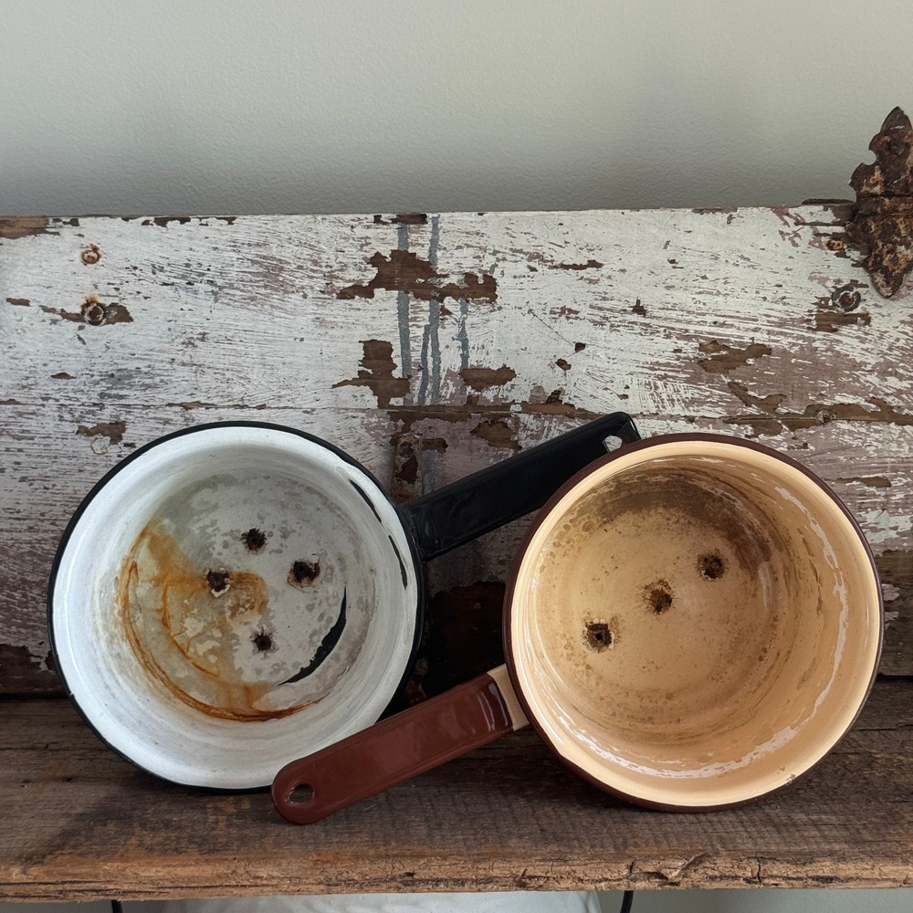 Vintage Enamelware Pot Set Rustic Distressed Farmhouse Decor Cream White 2pc